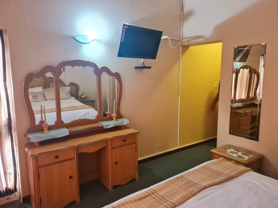 Commercial Property for Sale in Lindequesdrif North West